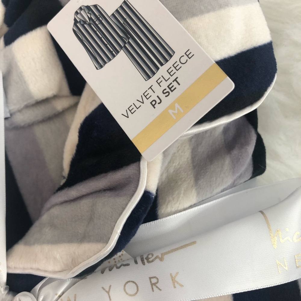 Nicole Miller NY Velvet Fleece PJ Gift Set M